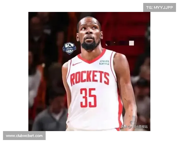 杜兰特次节独取10分火箭半场一分领先鹈鹕季前赛战况胶着